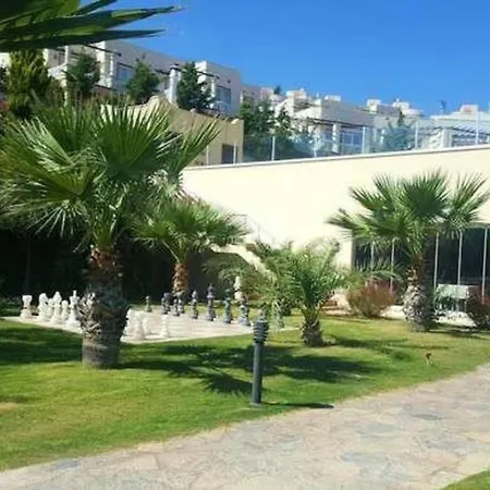 2br Holiday House With Garden & Pool In Bodrum 아파트