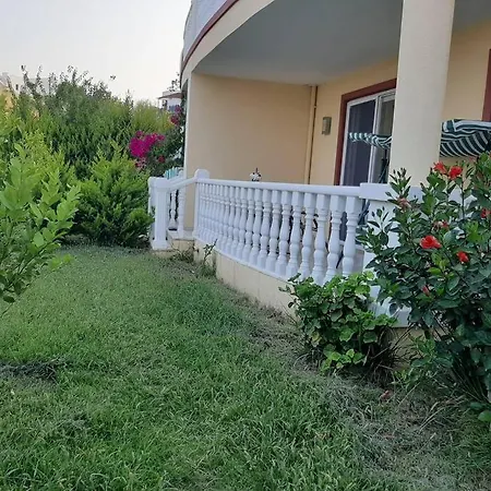 Apartment 2br Holiday House With Garden & Pool In Bodrum